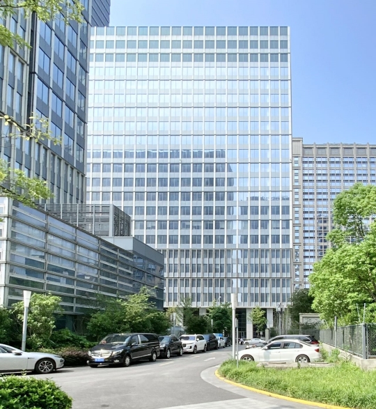 高尚领域挑高大堂实景